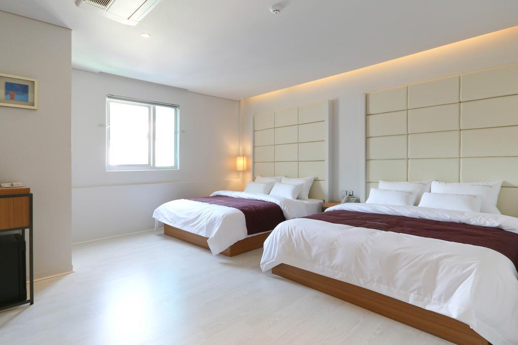Best In City Hotel Busan Exterior photo